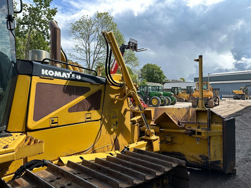 דחפור Komatsu D65PX-16 Trimble 3D GPS System - Foldable blade: תמונה 18 דחפור Komatsu D65PX-16 Trimble 3D GPS System - Foldable blade: תמונה 18