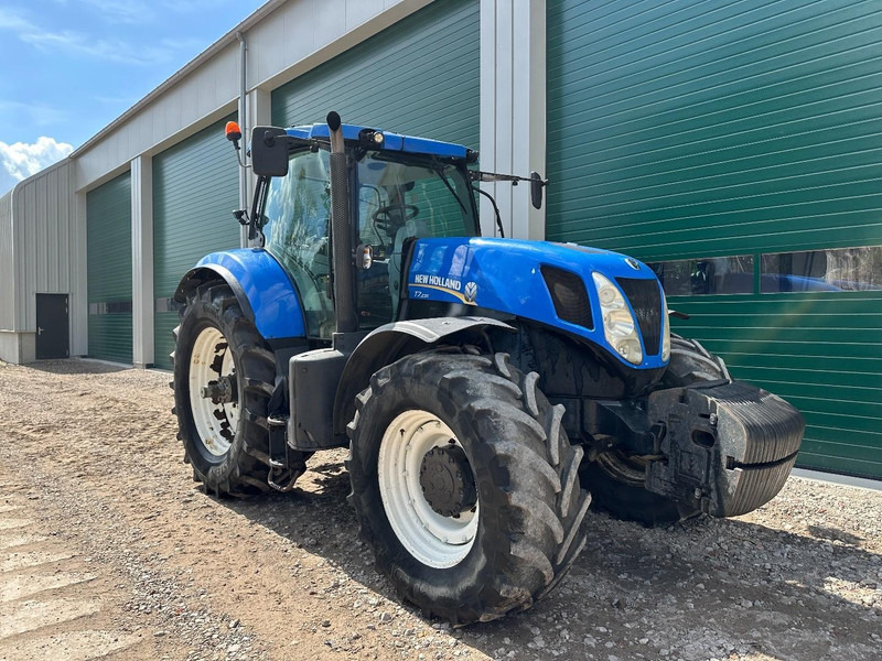 New Holland T7.235 Power Command - טרקטור חקלאי: תמונה 2 New Holland T7.235 Power Command - טרקטור חקלאי: תמונה 2