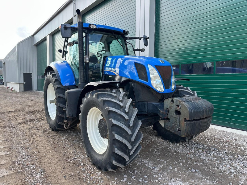 New Holland T7.250 Power Command - טרקטור חקלאי: תמונה 2 New Holland T7.250 Power Command - טרקטור חקלאי: תמונה 2