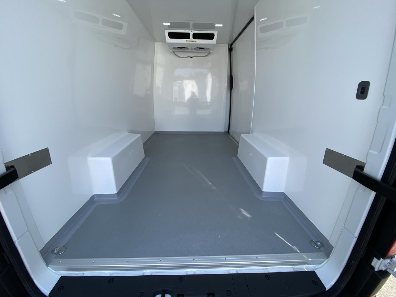 MAN TGE 3.140 L3H3 140PS RS3640mm/ FRISCHDIENST BIS 0 + KONVEKTA UNDERMODE - כלי רכב מסחרי לקירור: תמונה 5 MAN TGE 3.140 L3H3 140PS RS3640mm/ FRISCHDIENST BIS 0 + KONVEKTA UNDERMODE - כלי רכב מסחרי לקירור: תמונה 5