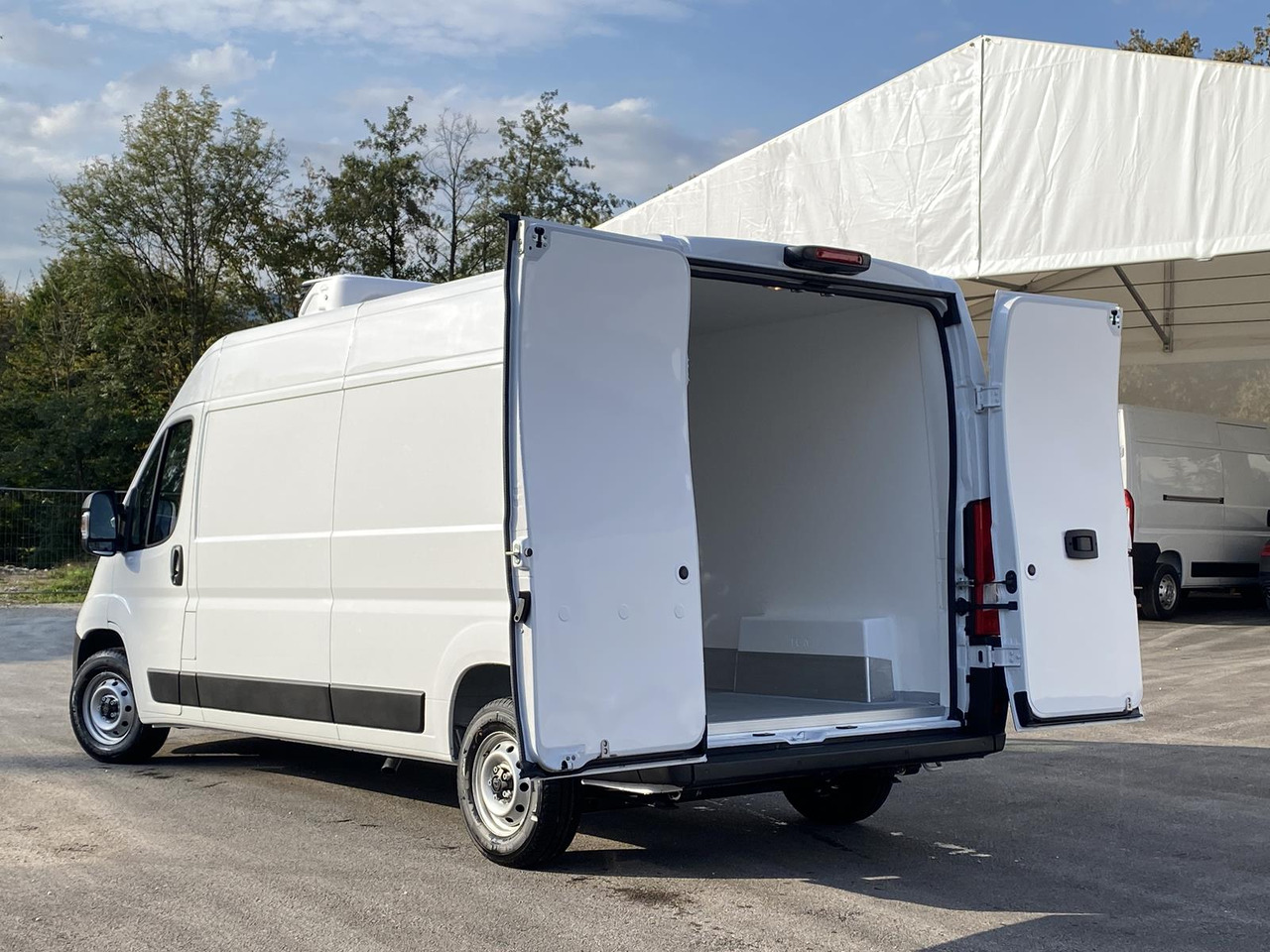 PEUGEOT BOXER L3H2 180PS CONFORT 335 / FRISCHDIENST BIS 0 + XARIOS 300 12-230V - כלי רכב מסחרי לקירור: תמונה 5 PEUGEOT BOXER L3H2 180PS CONFORT 335 / FRISCHDIENST BIS 0 + XARIOS 300 12-230V - כלי רכב מסחרי לקירור: תמונה 5