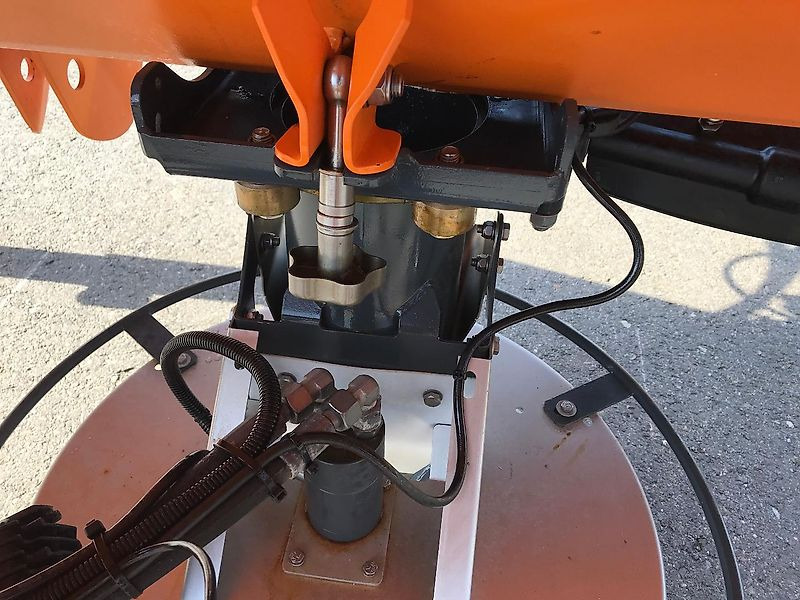 Küpper-Weisser IMS2FD P16010 Streuer - מפזר חול/ מלח: תמונה 5 Küpper-Weisser IMS2FD P16010 Streuer - מפזר חול/ מלח: תמונה 5