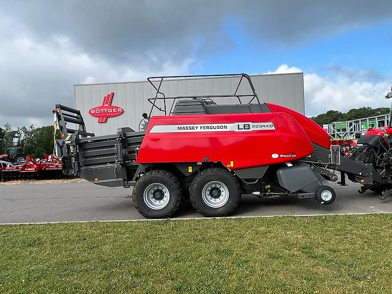 Massey Ferguson MF 2234 XDTC mit Schneidwerk "NEW" - מכונת צרור מרובעת: תמונה 1 Massey Ferguson MF 2234 XDTC mit Schneidwerk "NEW" - מכונת צרור מרובעת: תמונה 1