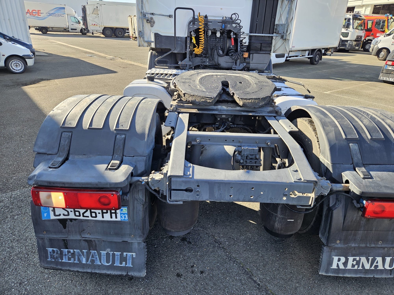 Renault p460 dxi - יחידת טרקטור: תמונה 2 Renault p460 dxi - יחידת טרקטור: תמונה 2