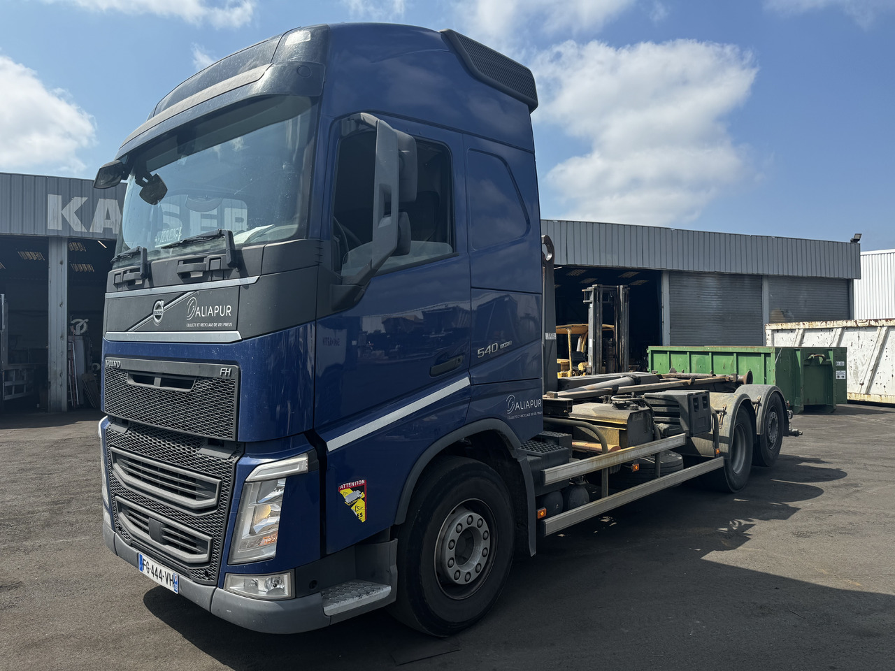 VOLVO Fh 13/540 - משאית הרמת וו: תמונה 1 VOLVO Fh 13/540 - משאית הרמת וו: תמונה 1