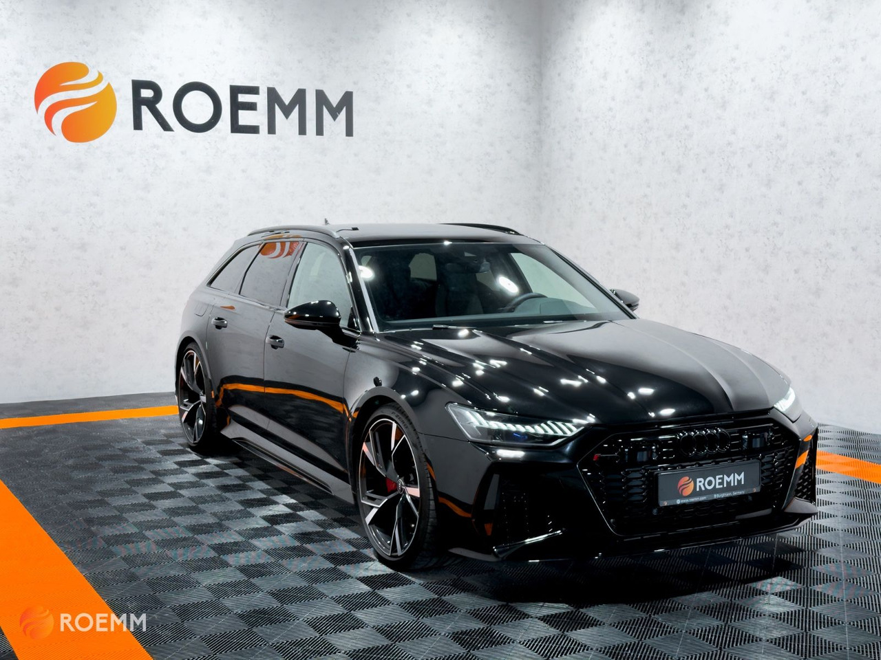 Audi RS6 Avant 4.0 TFSI quattro*Dynamik*360°*PANO*LED - רכב סטיישן: תמונה 4 Audi RS6 Avant 4.0 TFSI quattro*Dynamik*360°*PANO*LED - רכב סטיישן: תמונה 4