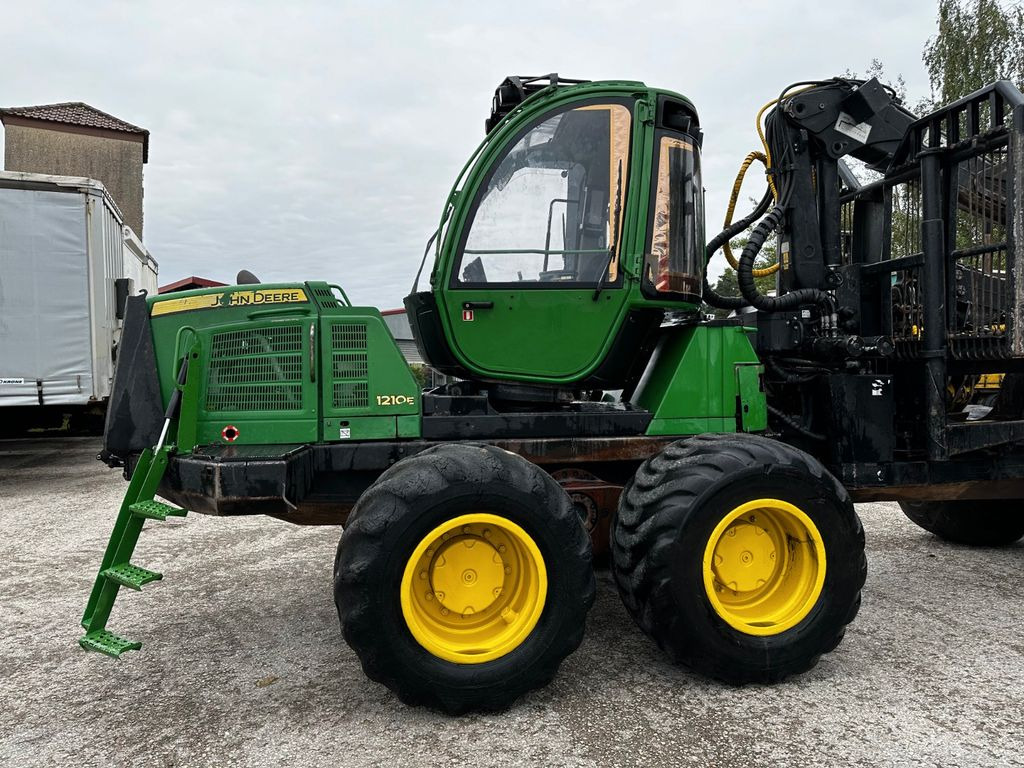 John Deere 1210E 10m CF710 KRAN John Deere 1210E 10m CF710 KRAN - משלח: תמונה 2 John Deere 1210E 10m CF710 KRAN John Deere 1210E 10m CF710 KRAN - משלח: תמונה 2