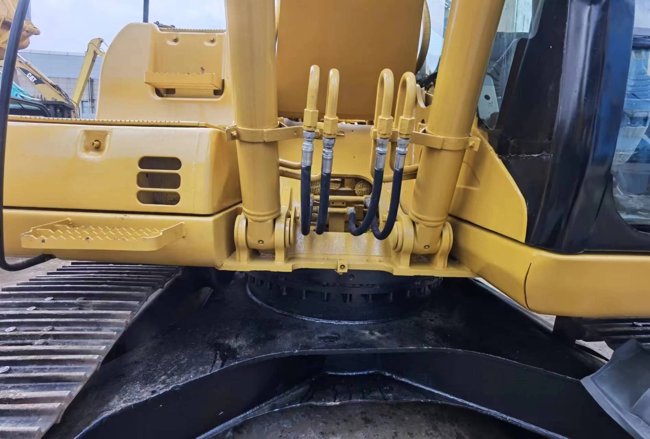 Caterpillar 320 320c 320cl Used Excavator CAT 320D 320D2 320GC Crawler in Excellent Work Performance - מחפר סורק: תמונה 5 Caterpillar 320 320c 320cl Used Excavator CAT 320D 320D2 320GC Crawler in Excellent Work Performance - מחפר סורק: תמונה 5