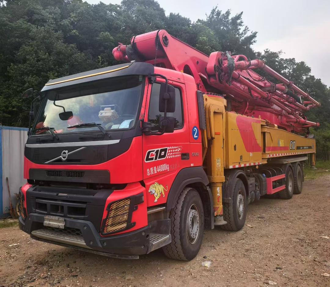 VOLVO 62 Meters Original Concrete Pump Truck Construction Machinery Cement Pumping Equipment Mounted Concrete Pump Truck for Sale - משאית משאבת בטון: תמונה 2 VOLVO 62 Meters Original Concrete Pump Truck Construction Machinery Cement Pumping Equipment Mounted Concrete Pump Truck for Sale - משאית משאבת בטון: תמונה 2