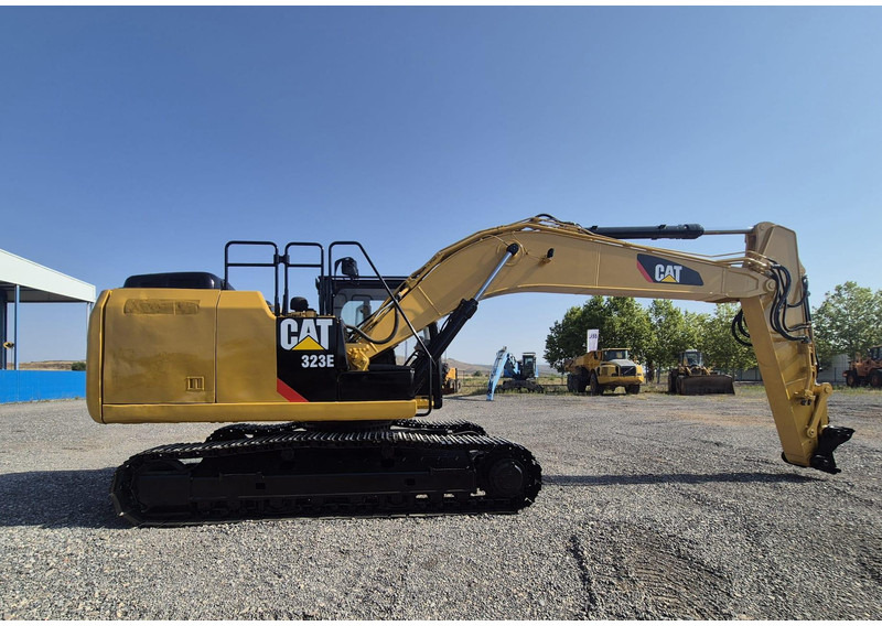 Caterpillar 323ELN - מחפר סורק: תמונה 2 Caterpillar 323ELN - מחפר סורק: תמונה 2