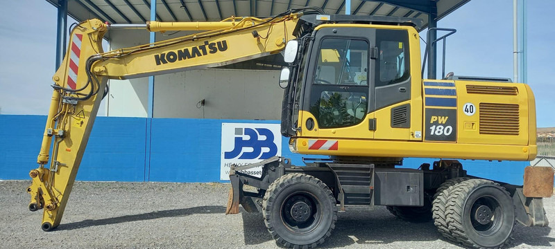 Komatsu PW180-10 - מחפר גלגלים: תמונה 1 Komatsu PW180-10 - מחפר גלגלים: תמונה 1