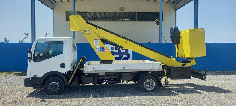 Nissan CABSTAR NT400 MOVEX TLR18 - משאית, משאית מנוף: תמונה 1 Nissan CABSTAR NT400 MOVEX TLR18 - משאית, משאית מנוף: תמונה 1