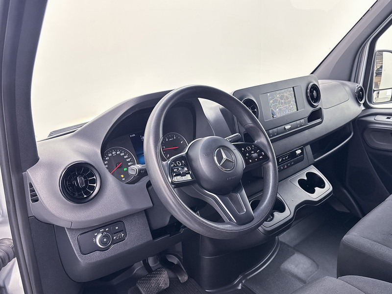 Mercedes-Benz Sprinter 314 2.2 CDI L2H2 Inrichting Navigatie Achteruitrijcamera Betimmering Cruise Control - כלי רכב מסחרי עם לוח: תמונה 5 Mercedes-Benz Sprinter 314 2.2 CDI L2H2 Inrichting Navigatie Achteruitrijcamera Betimmering Cruise Control - כלי רכב מסחרי עם לוח: תמונה 5