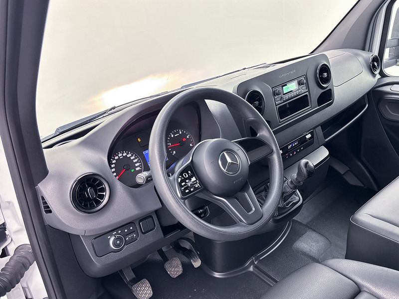 Mercedes-Benz Sprinter 316 2.2 CDI Bakwagen Meubelbak met Laadklep Cruise Control - כלי רכב מסחרי עם תיבה: תמונה 4 Mercedes-Benz Sprinter 316 2.2 CDI Bakwagen Meubelbak met Laadklep Cruise Control - כלי רכב מסחרי עם תיבה: תמונה 4