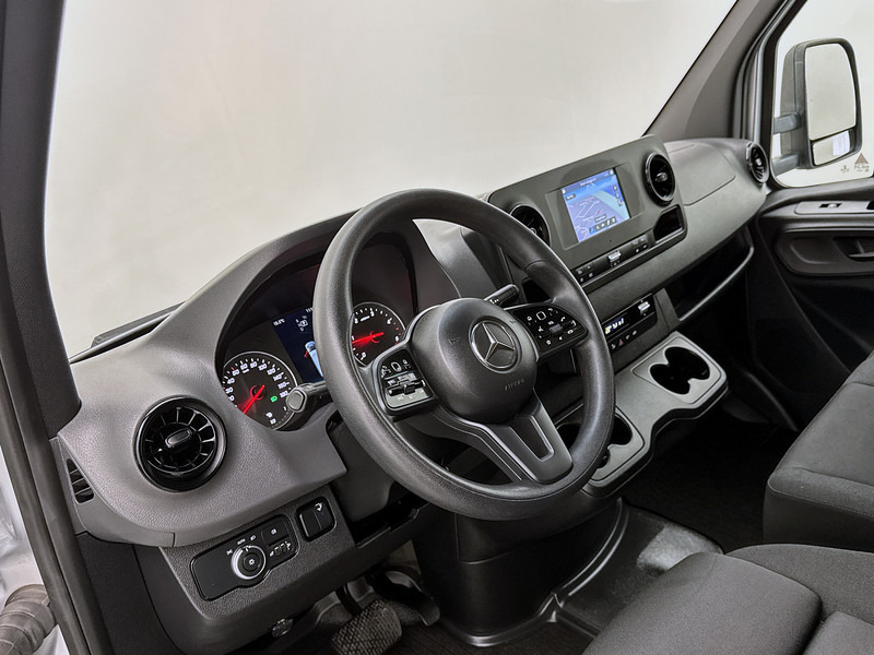 Mercedes-Benz Sprinter 316 2.2 CDI L3 Bakwagen D'Hollandia laadklep Geveerde stoel Achteruitrijcamera Cruise control - כלי רכב מסחרי עם תיבה: תמונה 5 Mercedes-Benz Sprinter 316 2.2 CDI L3 Bakwagen D'Hollandia laadklep Geveerde stoel Achteruitrijcamera Cruise control - כלי רכב מסחרי עם תיבה: תמונה 5