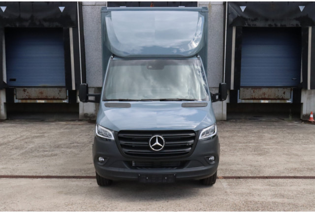 Mercedes-Benz Sprinter 317 Bakwagen D'Hollandia Laadklep 1000KG 10.25 MBUX Led Koplampen 9G Automaat - כלי רכב מסחרי עם תיבה: תמונה 2 Mercedes-Benz Sprinter 317 Bakwagen D'Hollandia Laadklep 1000KG 10.25 MBUX Led Koplampen 9G Automaat - כלי רכב מסחרי עם תיבה: תמונה 2