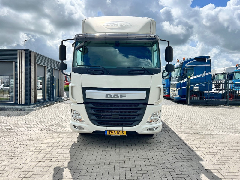 DAF CF 290 4x2 bakwagen Laadklep - משאית תיבה: תמונה 2 DAF CF 290 4x2 bakwagen Laadklep - משאית תיבה: תמונה 2