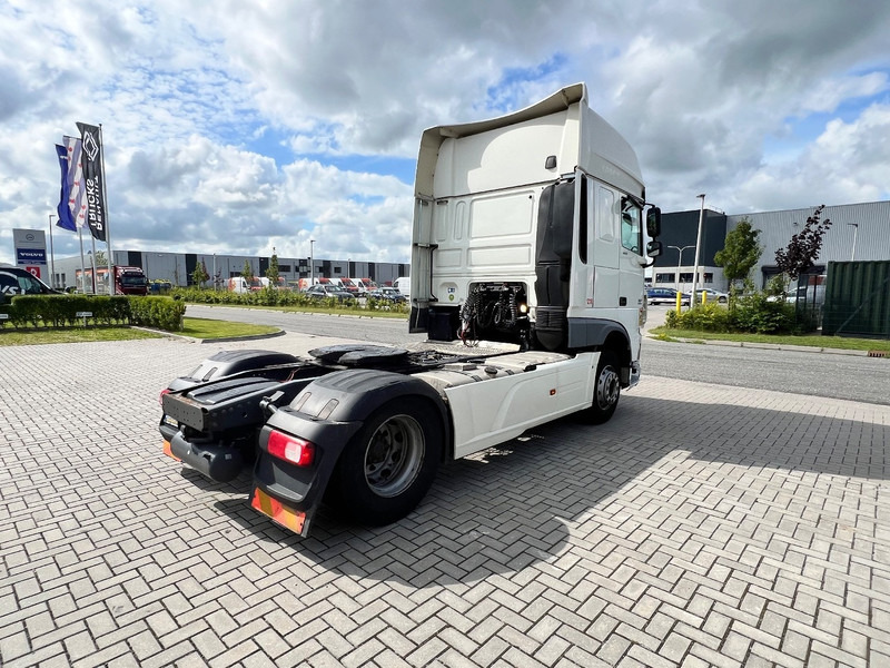 DAF XF 460 4x2 Trekker SSC / 2x Tank / full spoiler - יחידת טרקטור: תמונה 5 DAF XF 460 4x2 Trekker SSC / 2x Tank / full spoiler - יחידת טרקטור: תמונה 5