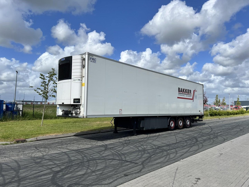 Kögel 3 - assige koeloplegger Carrier vector 1550 - סמיטריילר עם קירור: תמונה 1 Kögel 3 - assige koeloplegger Carrier vector 1550 - סמיטריילר עם קירור: תמונה 1