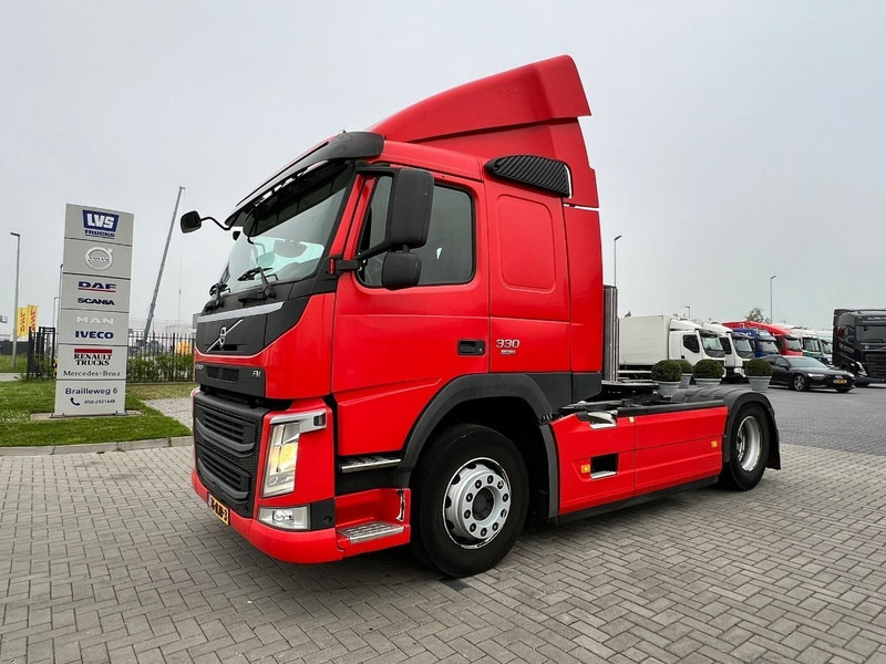 Volvo FM 330 4x2 trekker 4x2 / 671.570km - יחידת טרקטור: תמונה 1 Volvo FM 330 4x2 trekker 4x2 / 671.570km - יחידת טרקטור: תמונה 1