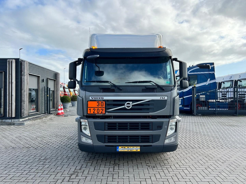 Volvo FM 410 6x2 Trekker ADR / Only 672.000km / Full Air / Euro 5 - יחידת טרקטור: תמונה 2 Volvo FM 410 6x2 Trekker ADR / Only 672.000km / Full Air / Euro 5 - יחידת טרקטור: תמונה 2