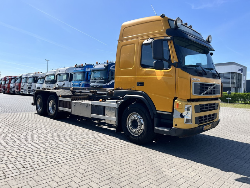 Volvo FM480 6X2 containersysteem Volvo FM480 6x2 / NCH systeem - משאית מערכת כבלים: תמונה 3 Volvo FM480 6X2 containersysteem Volvo FM480 6x2 / NCH systeem - משאית מערכת כבלים: תמונה 3