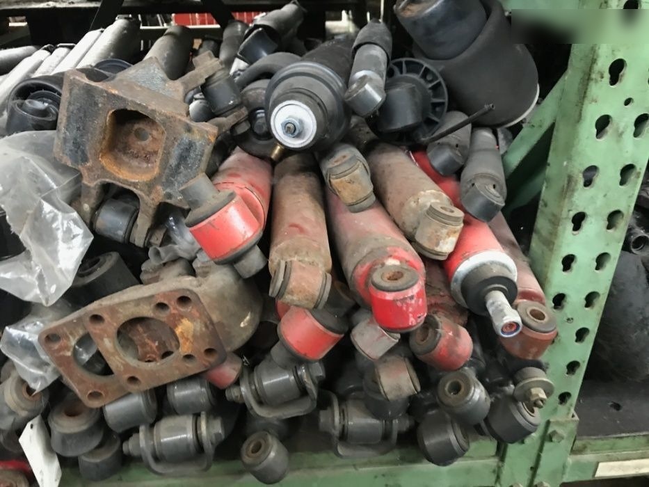 Amortizoare camion din dezmembrari - בולם זעזועים עבור משאית: תמונה 5 Amortizoare camion din dezmembrari - בולם זעזועים עבור משאית: תמונה 5