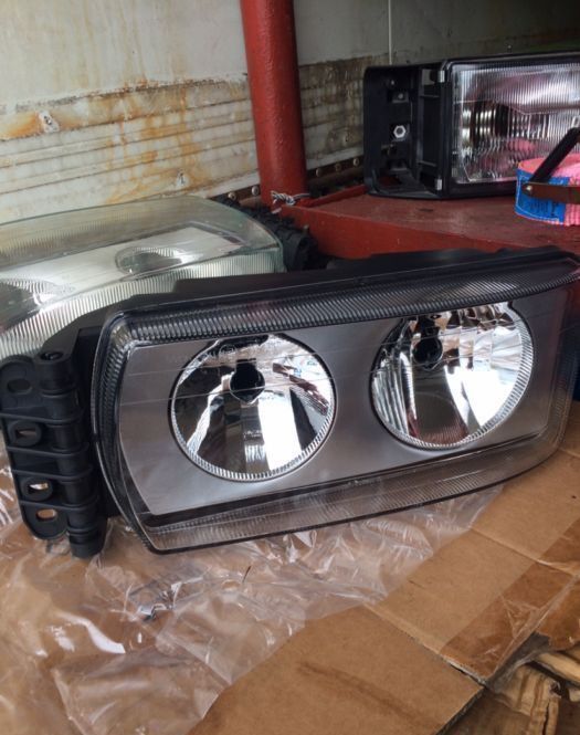 IVECO Stralis - פנס קדמי עבור משאית: תמונה 1 IVECO Stralis - פנס קדמי עבור משאית: תמונה 1