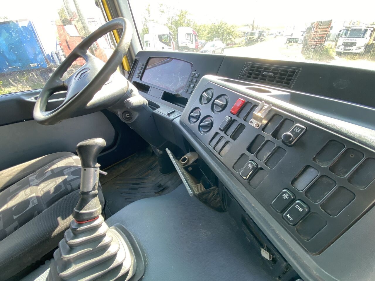 משאית צד נופל/ שטוחה, משאית מנוף Mercedes-Benz Actros MP1: תמונה 12