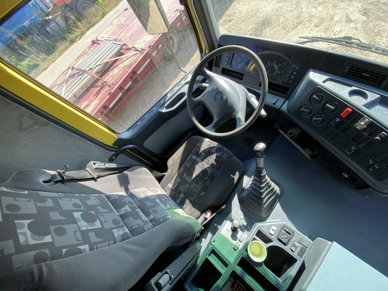 Mercedes-Benz Actros - משאית עם שלדת תא: תמונה 5 Mercedes-Benz Actros - משאית עם שלדת תא: תמונה 5