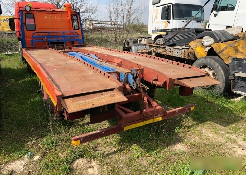 Platforma transport masini cu troliu , rampe extensibile carlig - משאית גרירה: תמונה 1 Platforma transport masini cu troliu , rampe extensibile carlig - משאית גרירה: תמונה 1