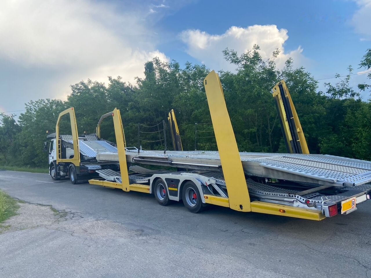 Renault Euro 6 + Lohr 9 pozitii Transportor Renault D Wide * Lohr model C2H99S - משאית הובלה אוטומטית: תמונה 1 Renault Euro 6 + Lohr 9 pozitii Transportor Renault D Wide * Lohr model C2H99S - משאית הובלה אוטומטית: תמונה 1