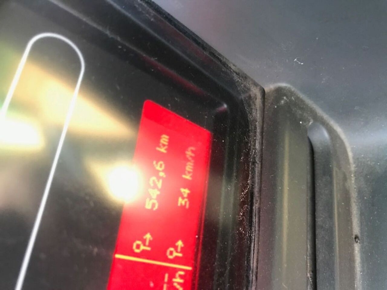 משאית צד נופל/ שטוחה Renault Midlum DXI Adr Transport Butelii: תמונה 8 משאית צד נופל/ שטוחה Renault Midlum DXI Adr Transport Butelii: תמונה 8