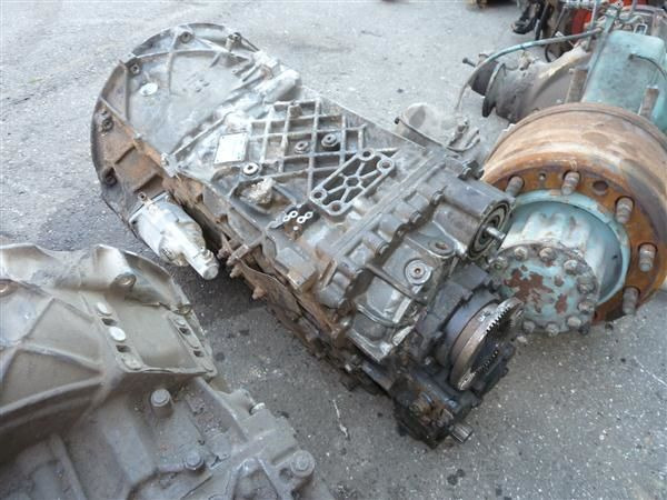 Renault Ecosplit ZF 16S151 Renault - תיבת הילוכים עבור משאית: תמונה 1 Renault Ecosplit ZF 16S151 Renault - תיבת הילוכים עבור משאית: תמונה 1