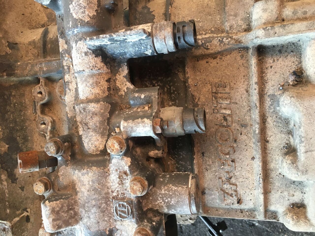 ZF 6s800 1700557 DAF - תיבת הילוכים עבור משאית: תמונה 2 ZF 6s800 1700557 DAF - תיבת הילוכים עבור משאית: תמונה 2