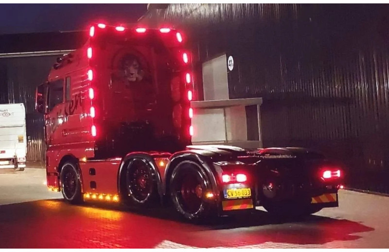 MAN TGX 26.510 2stk . Special interior. pusher 6x2/2. - יחידת טרקטור: תמונה 4 MAN TGX 26.510 2stk . Special interior. pusher 6x2/2. - יחידת טרקטור: תמונה 4