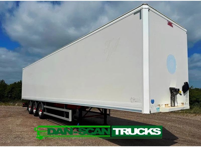 SDC 13,60 Boks - סמיטריילר בתיבה סגורה: תמונה 1 SDC 13,60 Boks - סמיטריילר בתיבה סגורה: תמונה 1