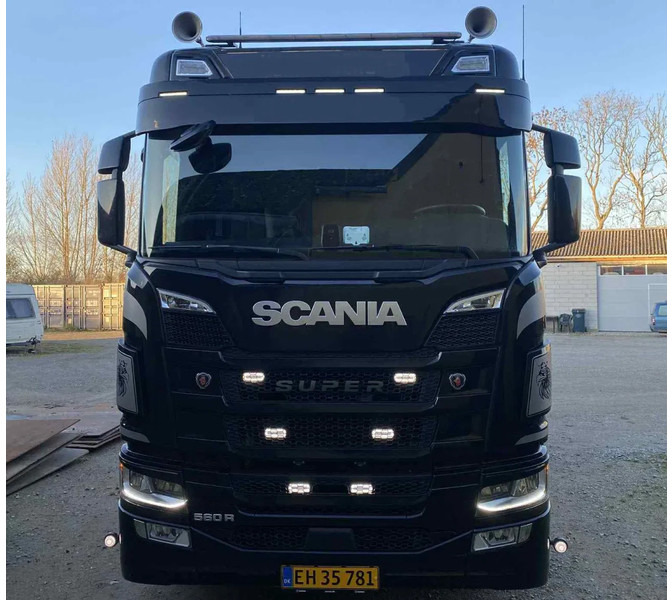 Scania R560 560R super 6x2*4 rearsteering. Hydr. system Air / Air suspension - יחידת טרקטור: תמונה 5 Scania R560 560R super 6x2*4 rearsteering. Hydr. system Air / Air suspension - יחידת טרקטור: תמונה 5