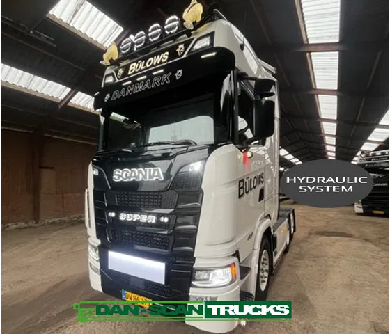 Scania S560 S560 NGS Super. Hydr. system. Air / Air suspension. like new - יחידת טרקטור: תמונה 1 Scania S560 S560 NGS Super. Hydr. system. Air / Air suspension. like new - יחידת טרקטור: תמונה 1