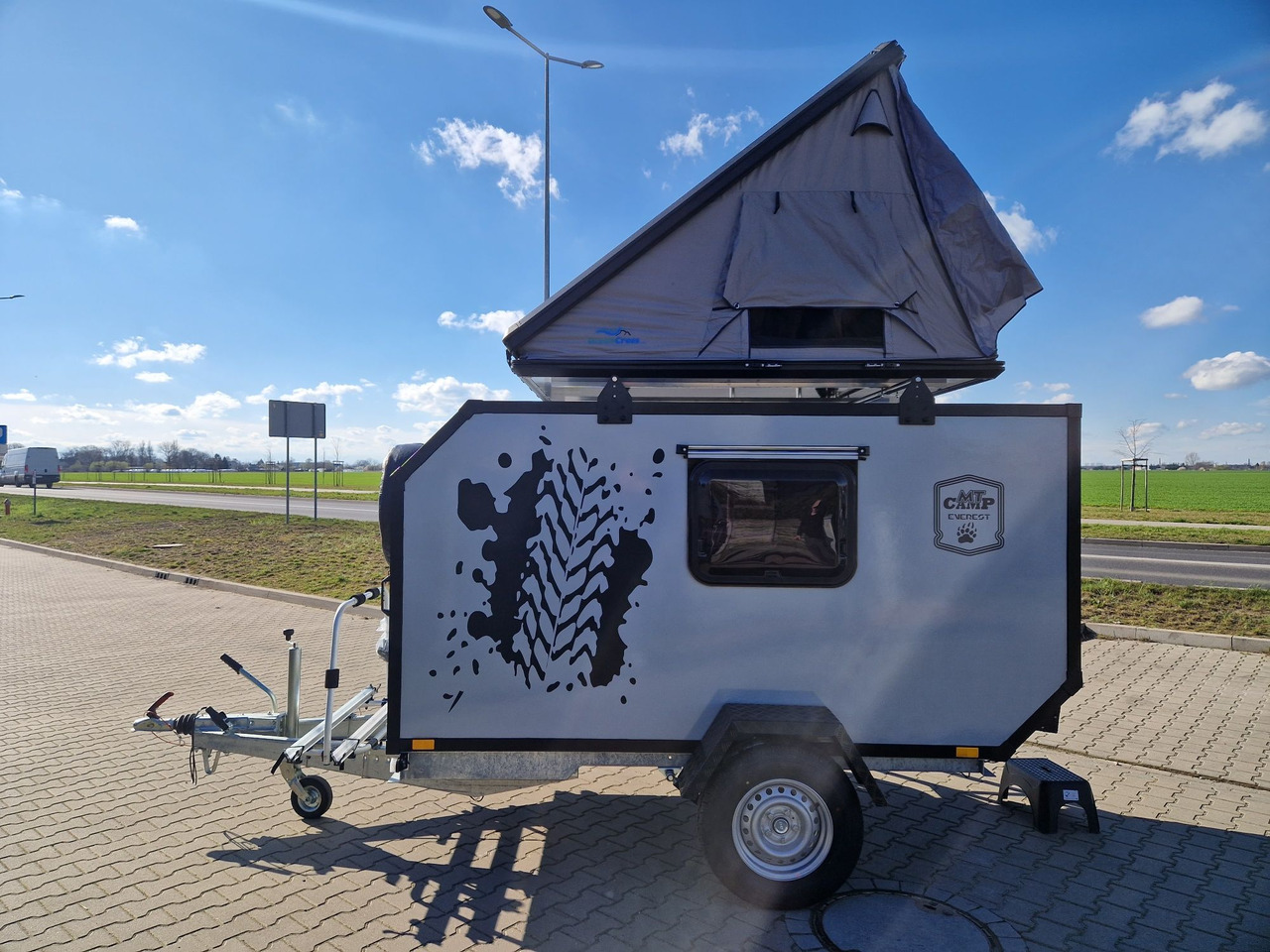 NOWA Przyczepa Wyprawowa Turystyczna Off-ROAD Everest MT-CAMP 2025 - קרוואן נגרר: תמונה 2 NOWA Przyczepa Wyprawowa Turystyczna Off-ROAD Everest MT-CAMP 2025 - קרוואן נגרר: תמונה 2