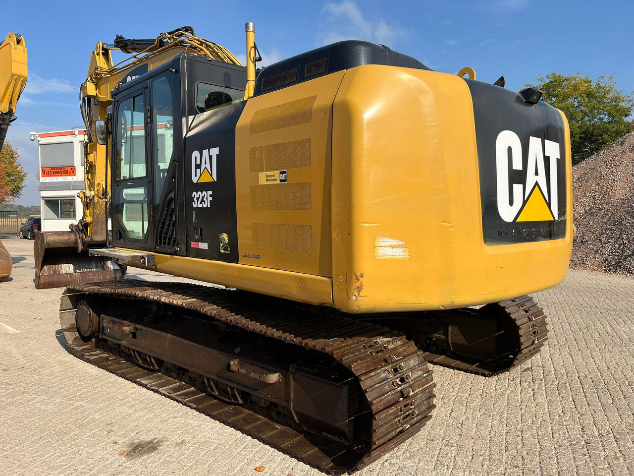 Caterpillar 323FL - מחפר סורק: תמונה 2 Caterpillar 323FL - מחפר סורק: תמונה 2