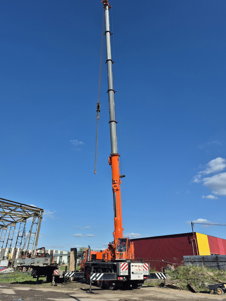עגורן נייד GROVE GMK3055: תמונה 8
