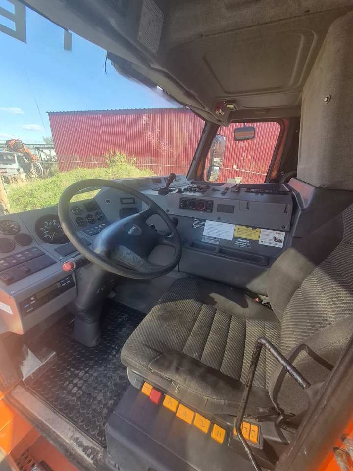 עגורן נייד GROVE GMK3055: תמונה 16