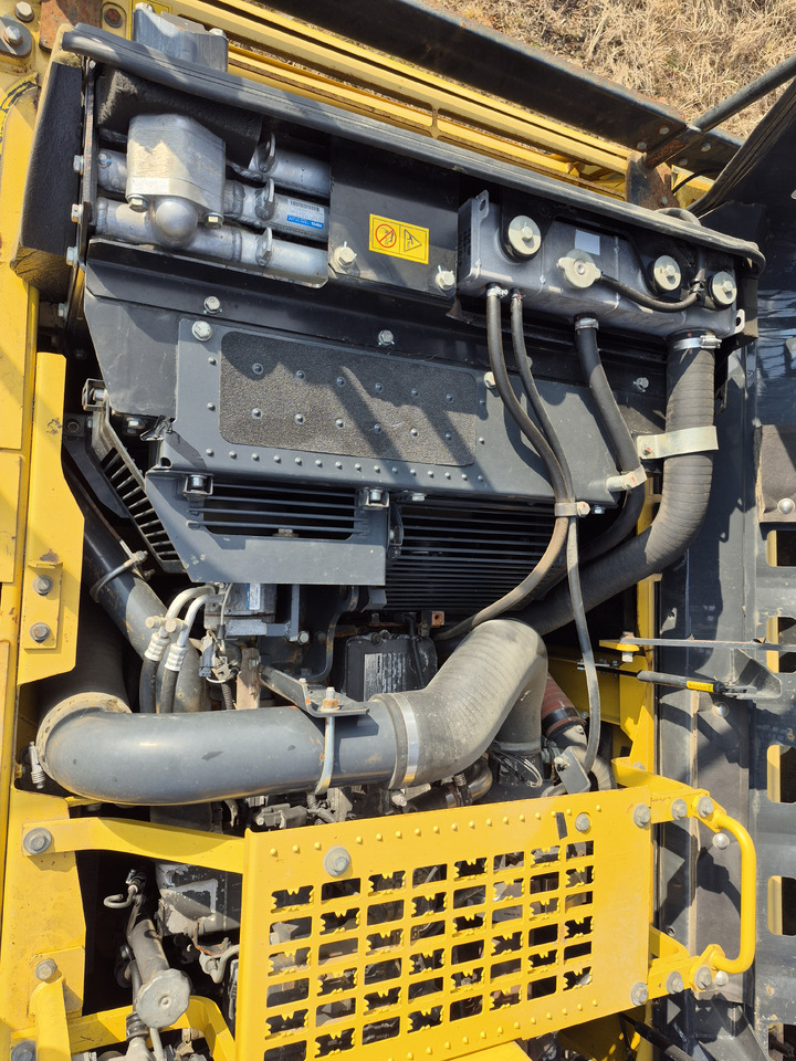 מחפר סורק KOMATSU PC360LC 10: תמונה 14