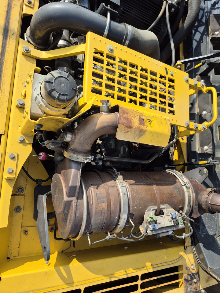 מחפר סורק KOMATSU PC360LC 10: תמונה 15