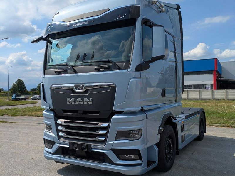 TRATTORE STRADALE MAN TGX 560hp NUOVO TGX 18.560 4x2 LL SA - יחידת טרקטור: תמונה 1 TRATTORE STRADALE MAN TGX 560hp NUOVO TGX 18.560 4x2 LL SA - יחידת טרקטור: תמונה 1