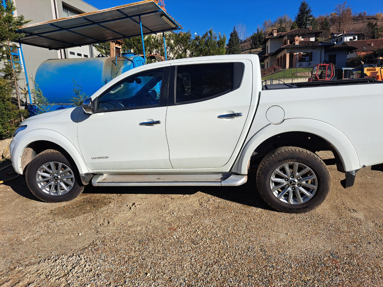 MITSUBISHI MITSUBISHI L200 - טנדר: תמונה 3 MITSUBISHI MITSUBISHI L200 - טנדר: תמונה 3
