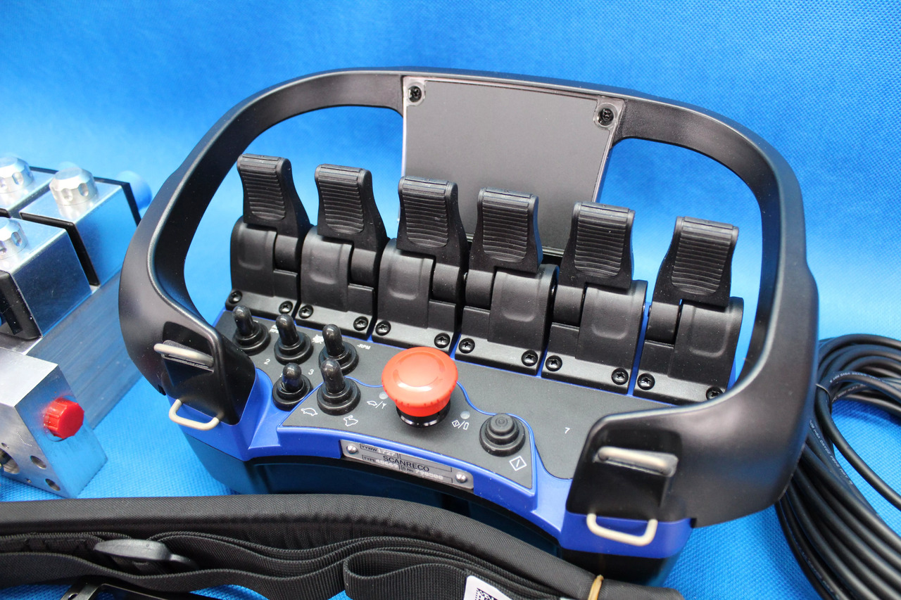 Scanreco RC400 G2B 6 Functions + Retrofit Kit for crane with valve without solenoids Fassi Hiab Palfinger 12/24V - מכונת בנייה: תמונה 4 Scanreco RC400 G2B 6 Functions + Retrofit Kit for crane with valve without solenoids Fassi Hiab Palfinger 12/24V - מכונת בנייה: תמונה 4