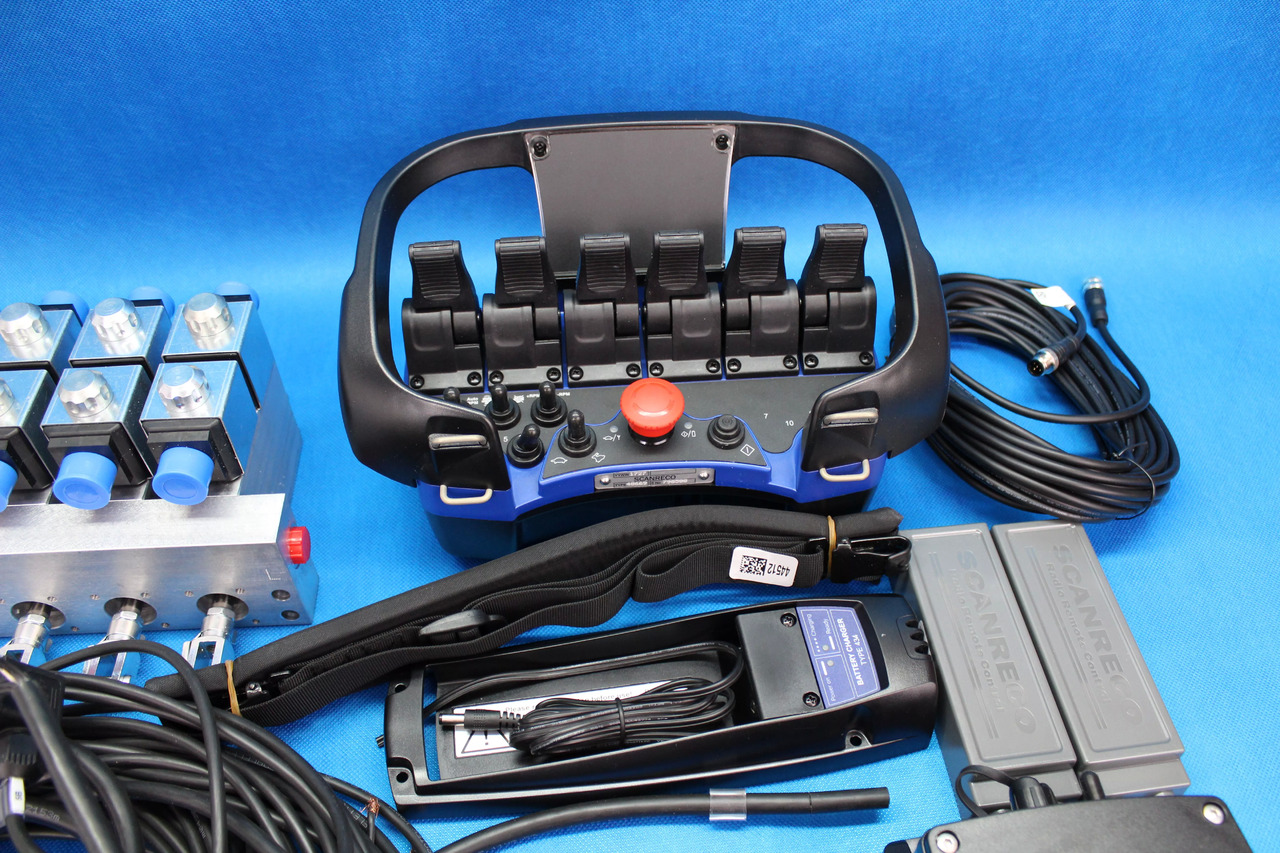 Scanreco RC400 G2B 6 Functions + Retrofit Kit for crane with valve without solenoids Fassi Hiab Palfinger 12/24V - מכונת בנייה: תמונה 3 Scanreco RC400 G2B 6 Functions + Retrofit Kit for crane with valve without solenoids Fassi Hiab Palfinger 12/24V - מכונת בנייה: תמונה 3