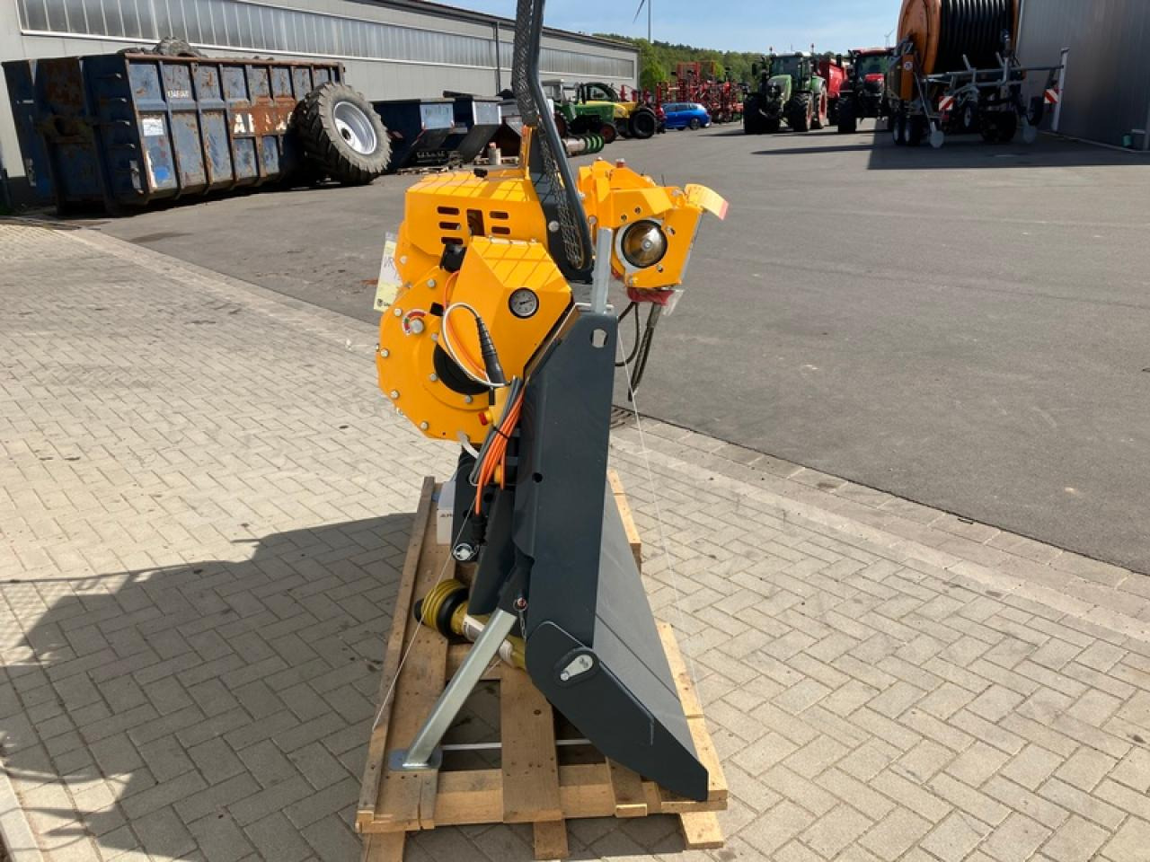 2 X 85 G UNIFOREST DOPPELWINDE - כננת עבור ציוד יער: תמונה 3 2 X 85 G UNIFOREST DOPPELWINDE - כננת עבור ציוד יער: תמונה 3